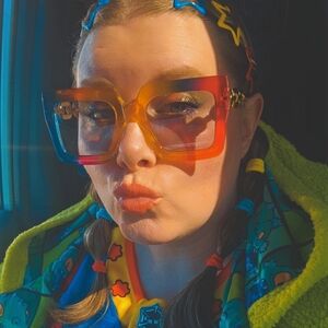 Meet your Posher, Megan